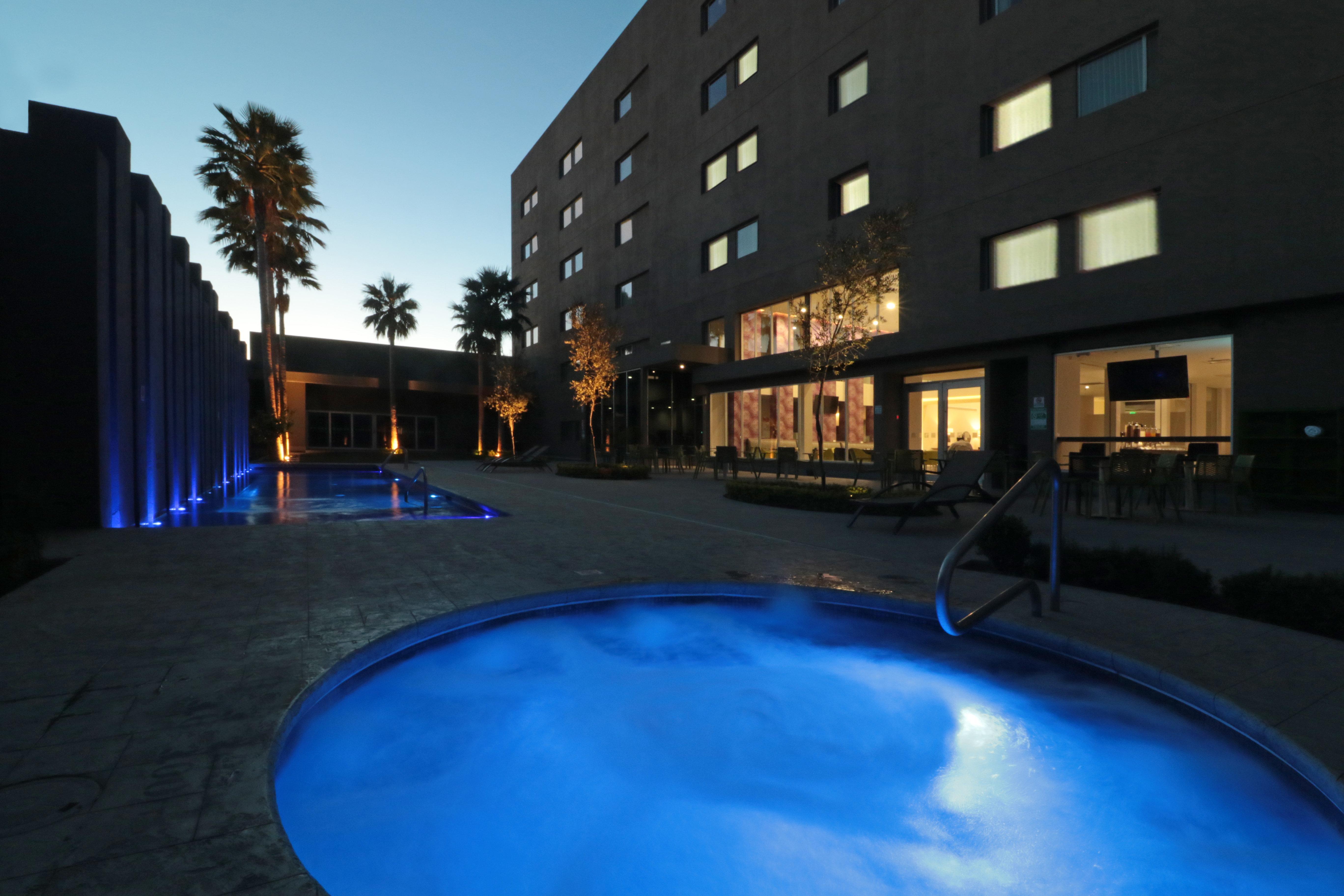 Holiday Inn Express Hotel & Suites Hermosillo By Ihg Eksteriør billede