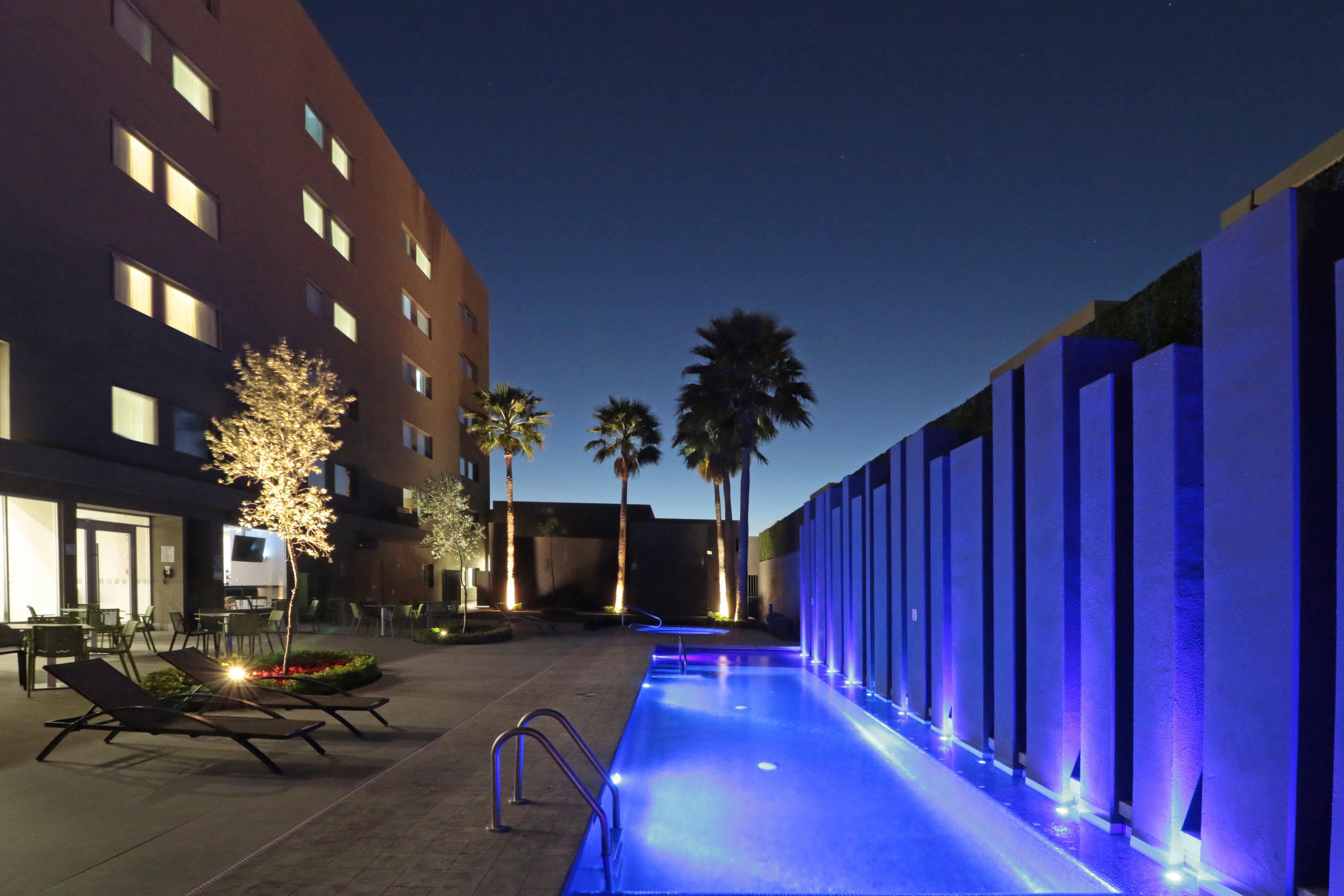 Holiday Inn Express Hotel & Suites Hermosillo By Ihg Eksteriør billede