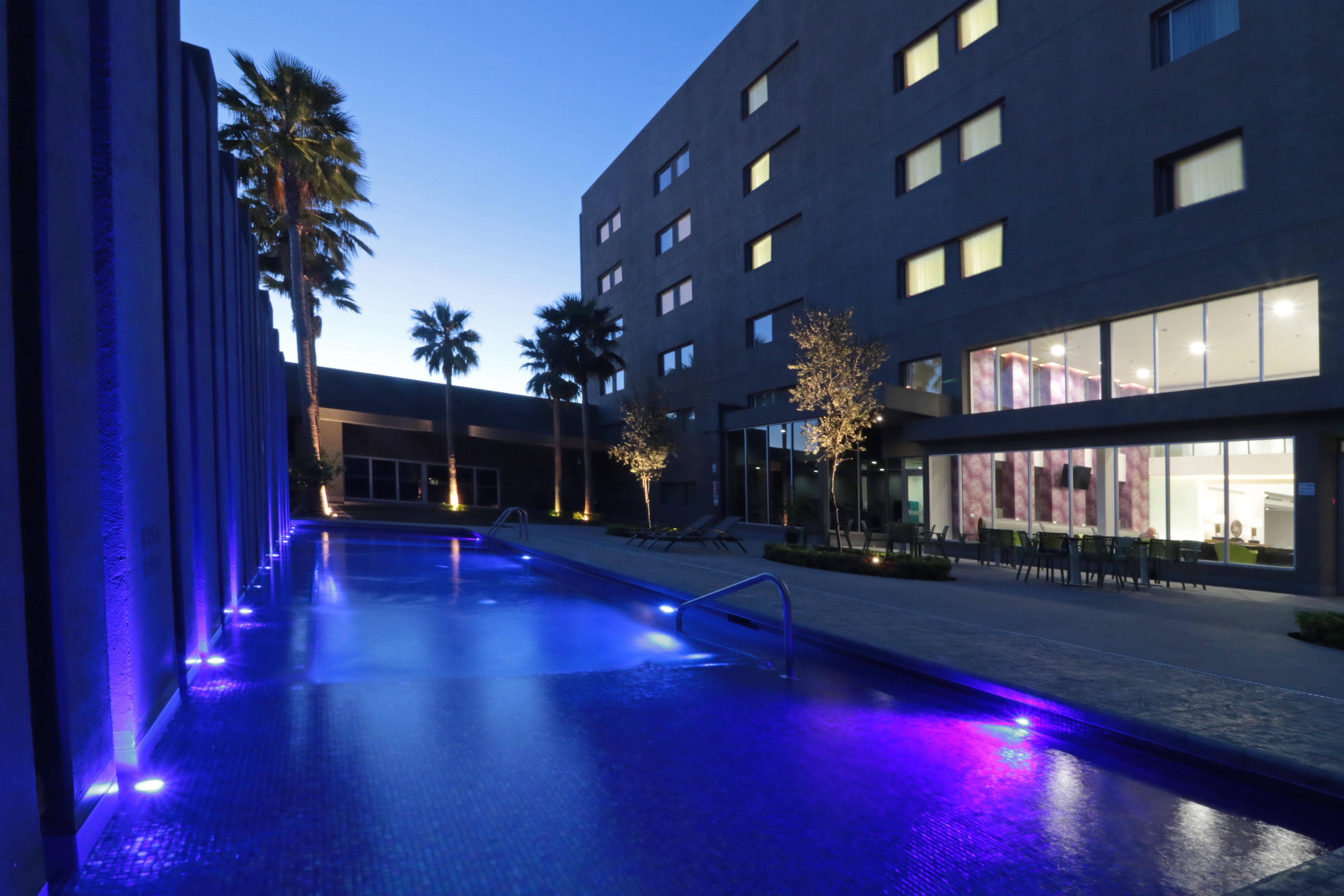 Holiday Inn Express Hotel & Suites Hermosillo By Ihg Eksteriør billede